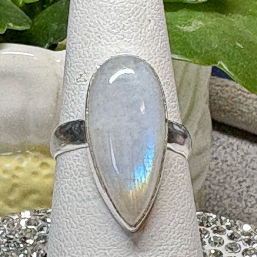 Elegant Sterling Silver and Blue flash moonstone woman’s Ring
